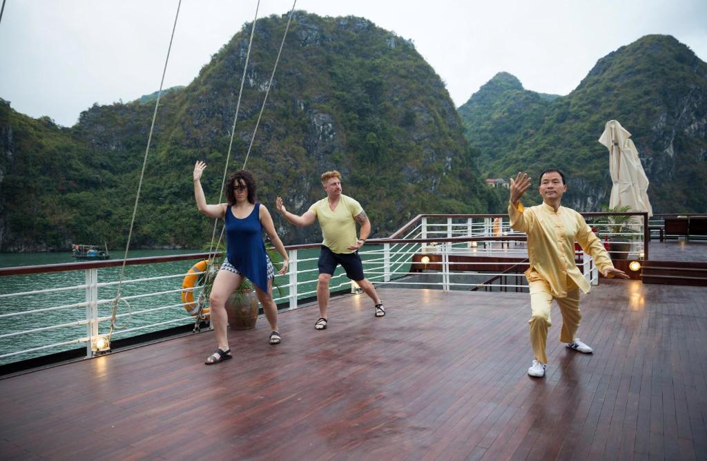 Mon Cheri Cruise photo 5