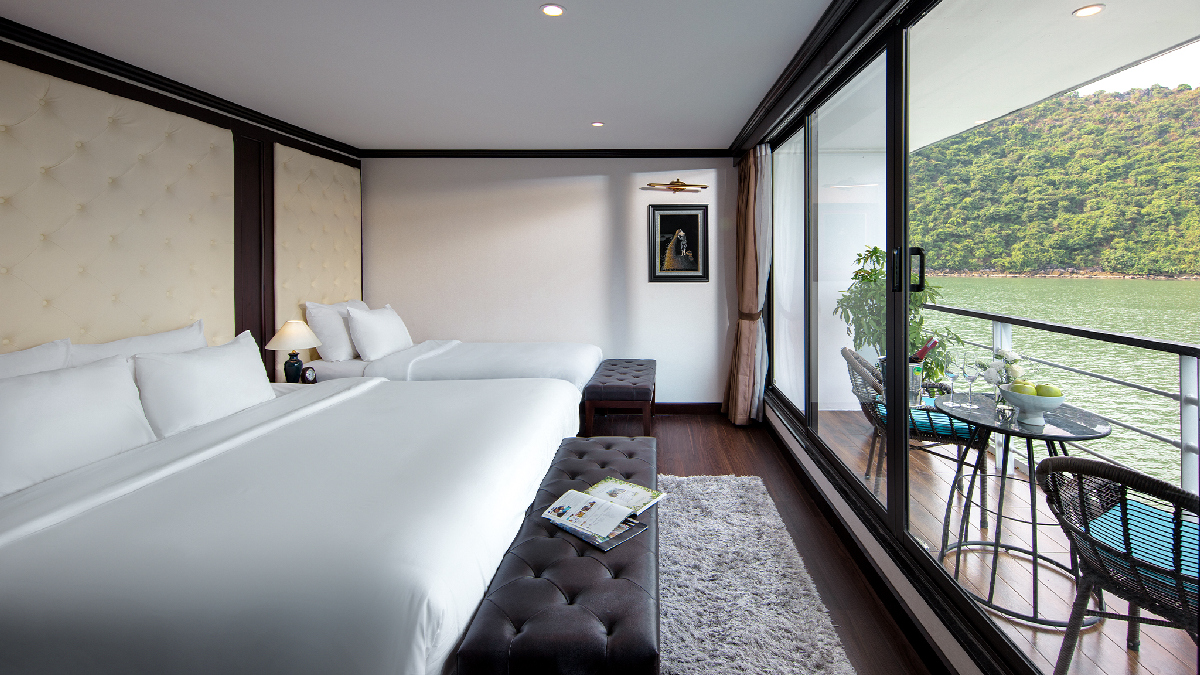 Ocean Suite Triple – Mon Cheri Cruise